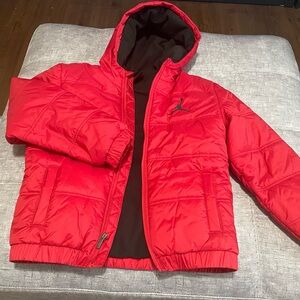 Nike Youth Air Jordan Puffer Jacket Coat Red Size L (12-13 yrs) With Hoodie